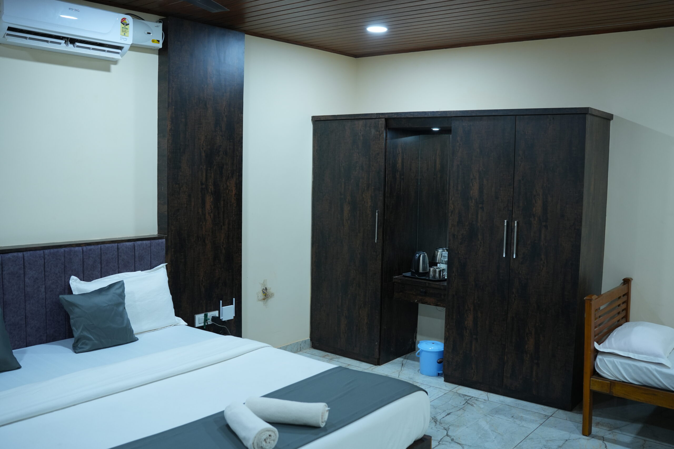 Best stay in Murudeshwara luxury resort room